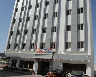 Stars Hotel - Mascate - Edificio