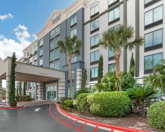 Comfort Inn and Suites New Orleans Airport North - Kenner - Bygning