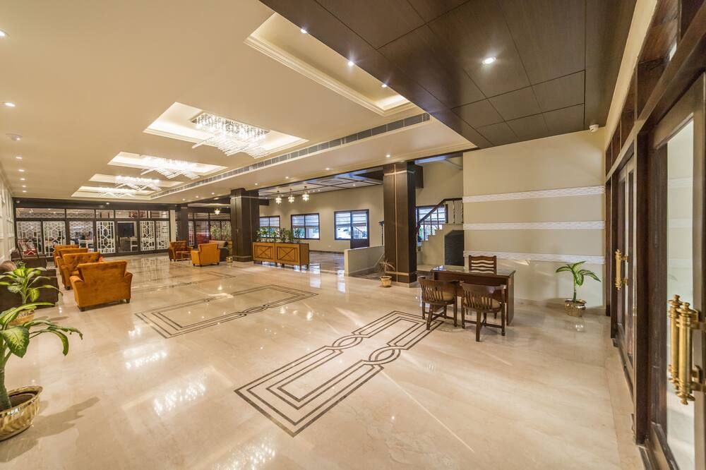 Diamond Hotel - ורנאסי - לובי