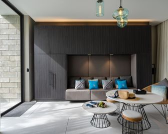 オーシャンフェア パタヤ ヴィラ - パタヤ - リビングルーム