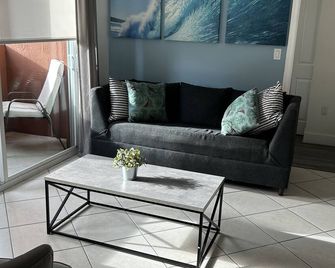 Miami Apartment by Coral Gables - Great Location! - Miami - Salon