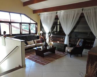 Hotel Costa Balena - גוארוחה - סלון