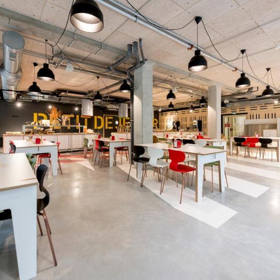 Meininger Hotel Bordeaux Gare Saint-Jean image 1