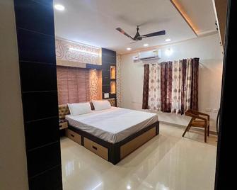 Vsr Comforts - Udupi - Phòng ngủ