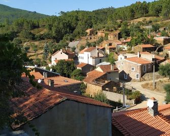 Casas da Encosta - Sobreira Formosa - Vista del exterior