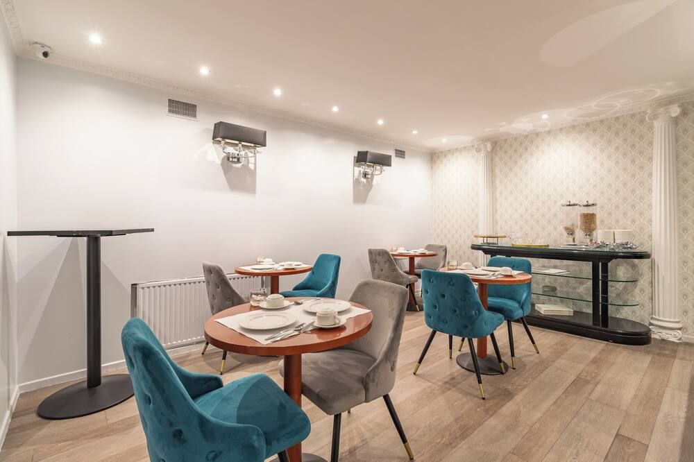 Hotel Riviera Renovated