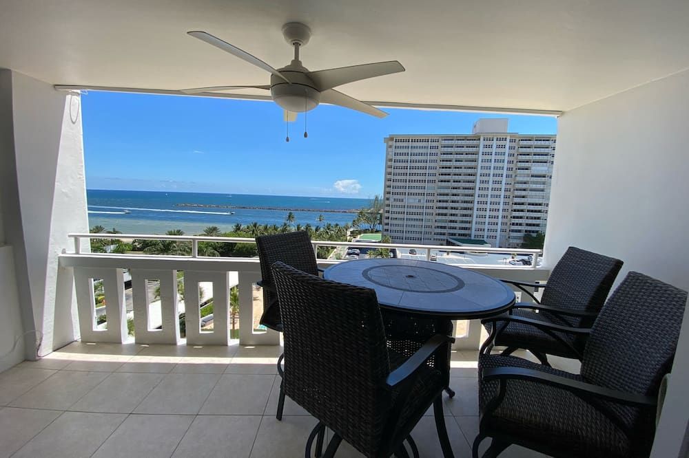 Modern Oceanfront Hideaway, Ship Views & Steps to the Sand. Fort Lauderdale - פורט לודרדייל - מרפסת