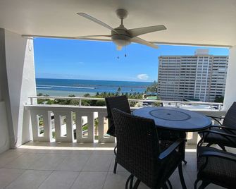 Modern Oceanfront Hideaway, Ship Views & Steps to the Sand. Fort Lauderdale - Fort Lauderdale - Balcony