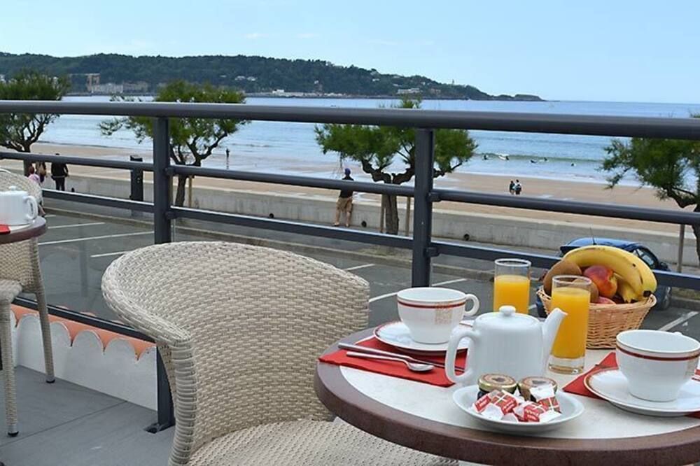 أوتل فالينثيا