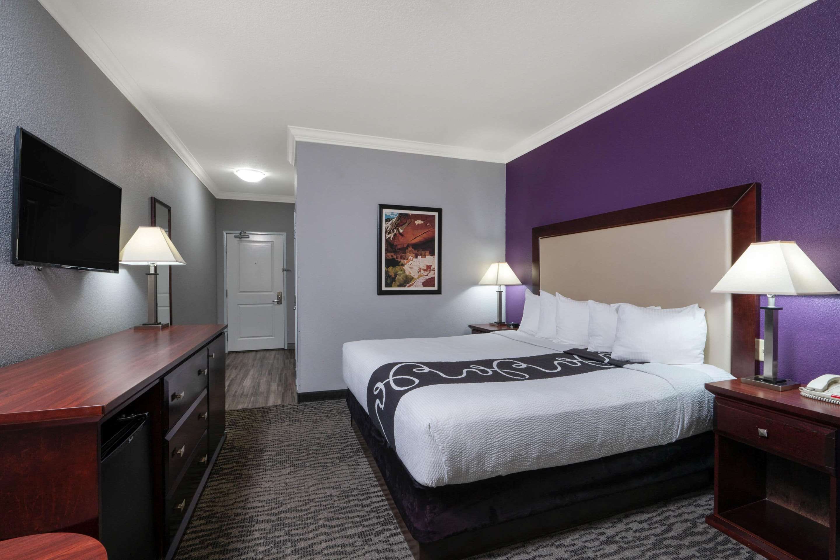 La Quinta Inn & Suites by Wyndham Loveland/Estes Park thumbnail 2