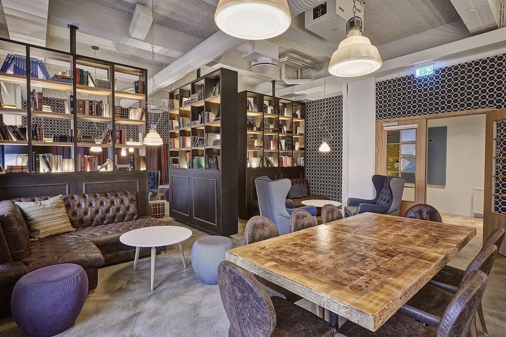 Lounge view of Reykjavik Marina - Berjaya Iceland Hotels