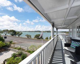 The Old Oak Boutique Hotel - Mangonui - Balcon