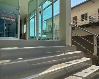 Tara Apartment - Surat Thani - Stairs
