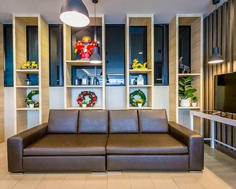 Embryo Hotel - Pattaya - Sala de estar