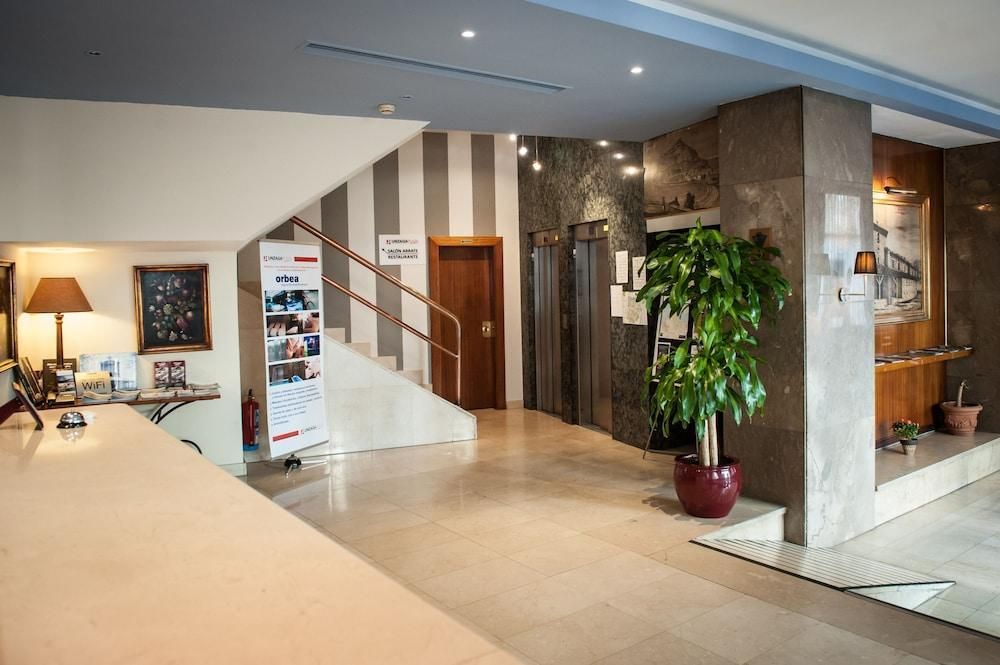Hotel Unzaga Plaza