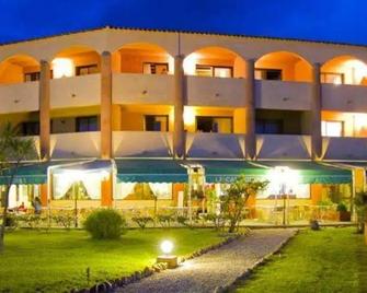 Le California Motel - Sagone - Bâtiment