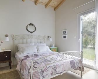 Handmade house - Acharavi - Schlafzimmer