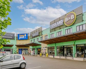 B&B HOTEL Cambrai - Proville - Budova