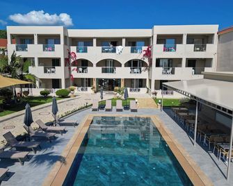 Remezzo Studios & Apartments - Zante