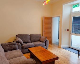St Martins House Apartments - Tranent - Living room