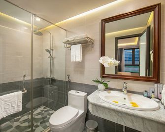 Gloud Hotel - Hanoi - Bathroom