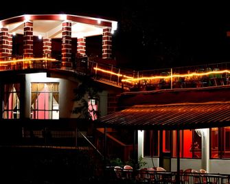 Dee Jay Resort - Kāngra - Edificio