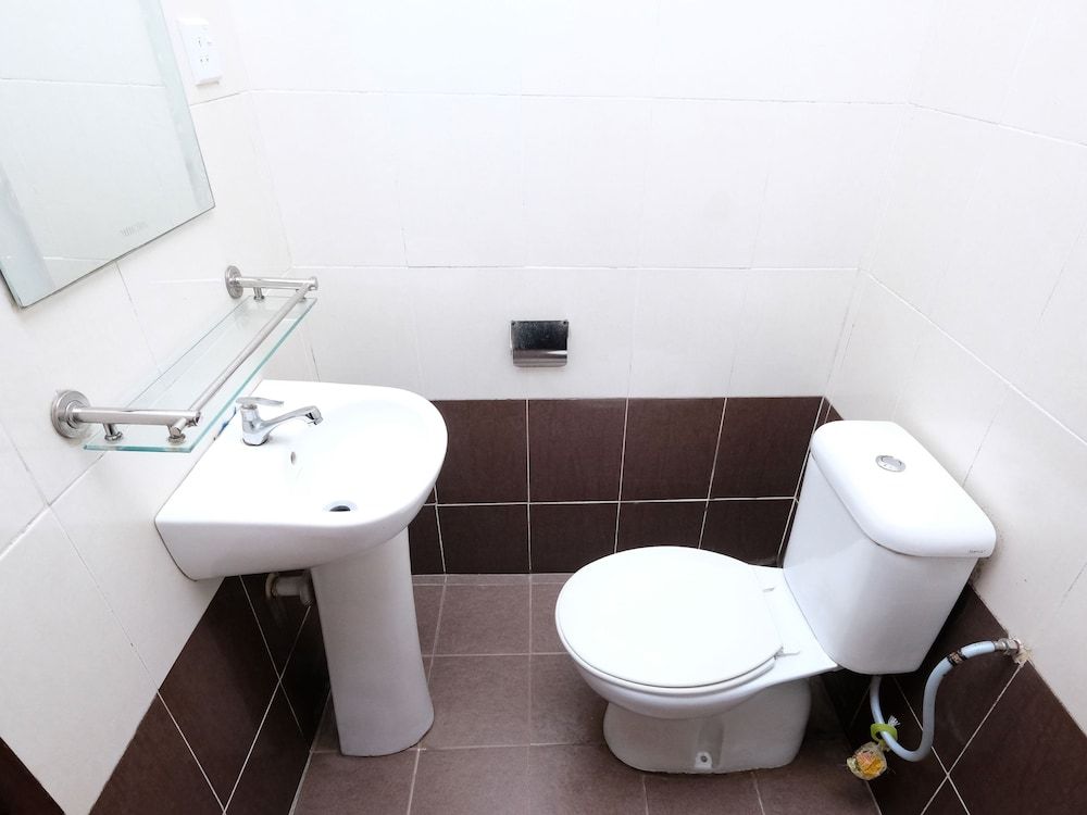 Hotel O Ayuni Hotel - Bandar Baru Bangi - Banheiro