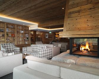 Hôtel de Rougemont & Spa - Rougemont - Lounge