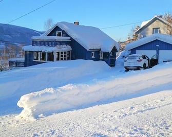 Holiday Home in Tretten - Tretten - Edificio