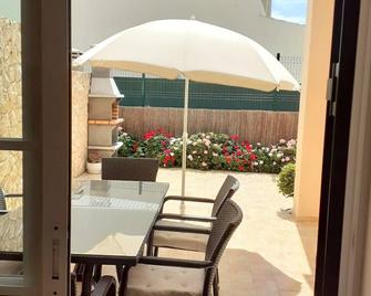 Algarve's Holiday Home with sea view - Ferragudo - Patio