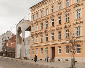 Town homes, direct location next to the holy grave - Görlitz - Budynek