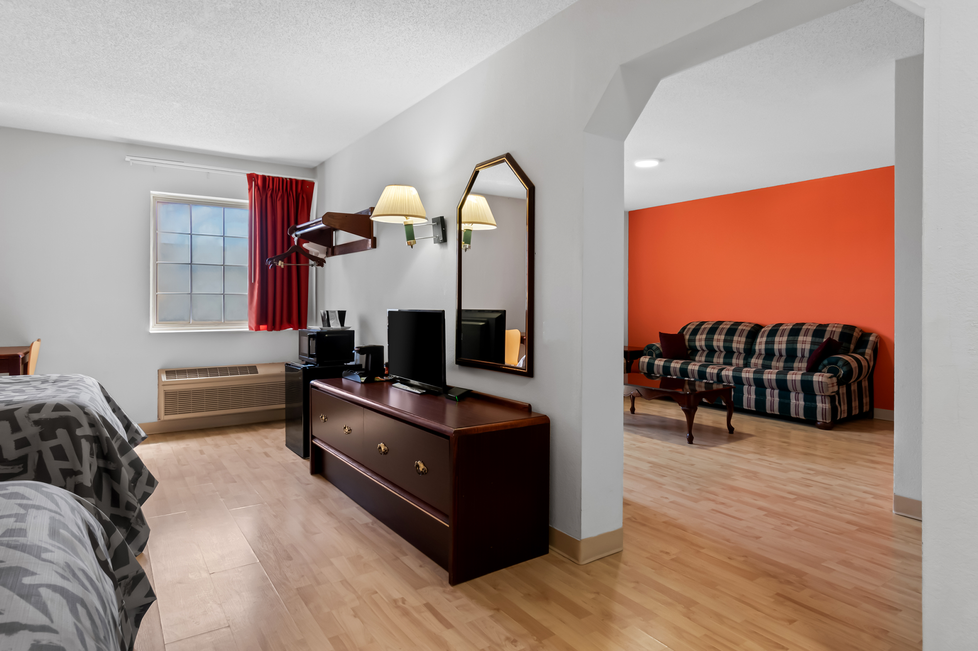 Scottish Inns & Suites - North Hershey - Harrisburg - Living room