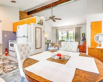 3 Mi to Michigan State Apt with Patio in Lansing! - Lansing - Dining room