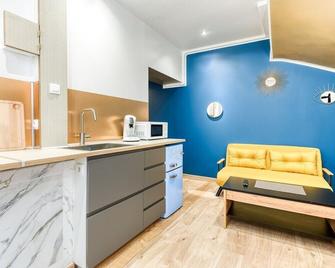 Studio très fonctionnel - Rickhoss Home - Samois-sur-Seine - Cuisine