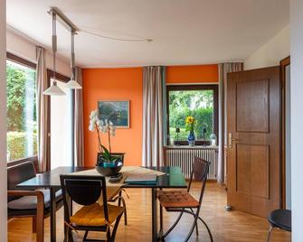 Beautiful holiday home in Attersee with garden - Attersee am Attersee - Essbereich