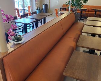 Cafe De Paris - Lesparre-Médoc - Restaurant