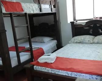 Hotel Casa Posada Don Chepe - San Gil - Schlafzimmer