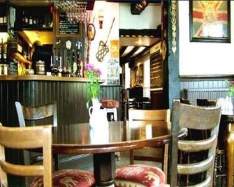 Blue Ball Inn, Sandygate, Exeter - Exeter