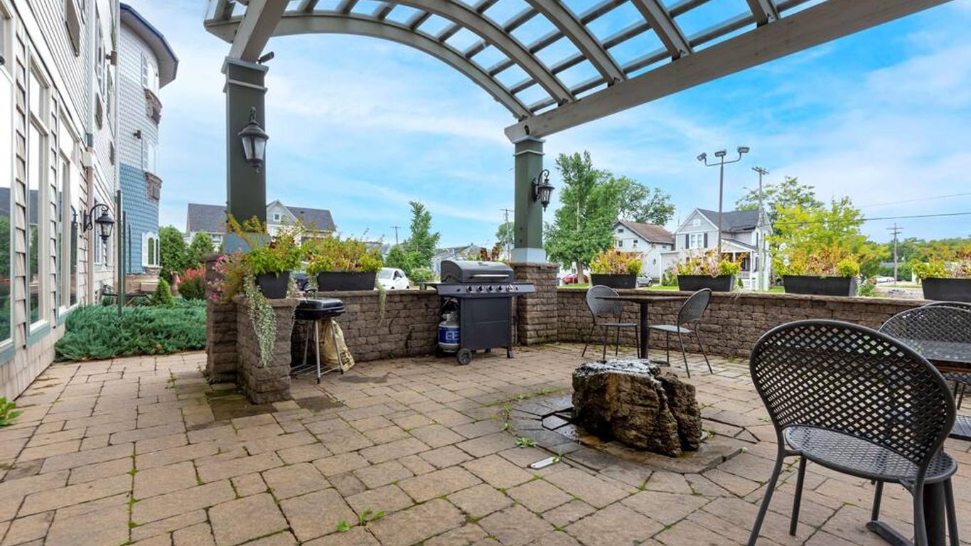 Best Western Plus Vineyard Inn & Suites
