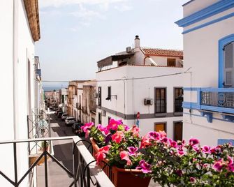 Bobo's House Calasetta - Calasetta - Balkon