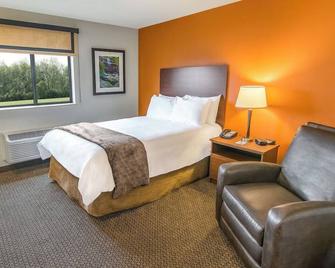 Relax in a Room with Kitchen Close to Salt Lake Attractions! Pets Allowed! - West Valley City - Slaapkamer