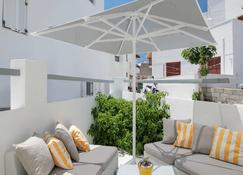 Ippokampos Town Apartments - Naxos - Balkon