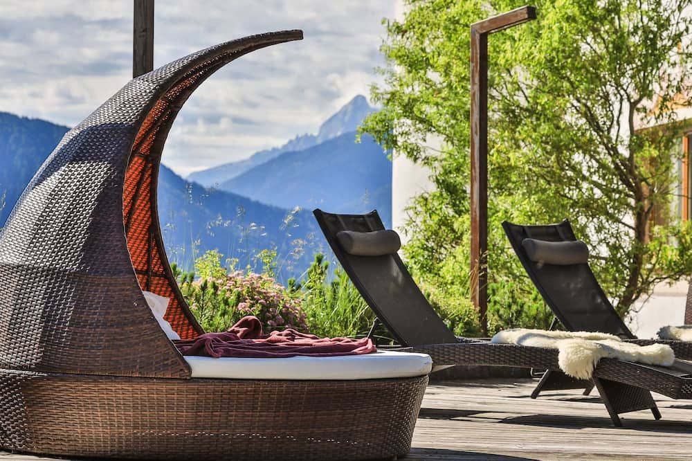 هوتل لاركينهوف