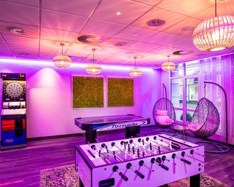 Radisson Blu Hotel, Bremen - ברמן - שירותי מקום האירוח