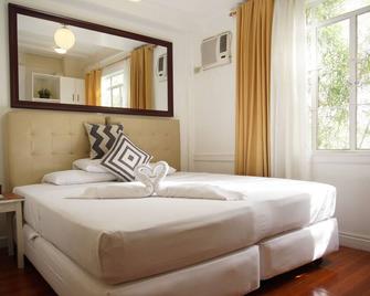 Makati Riverside Inn - Makati - Bedroom