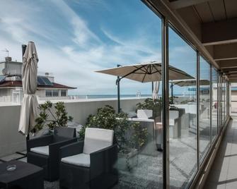 Hotel Alexander - Riccione - Balcony