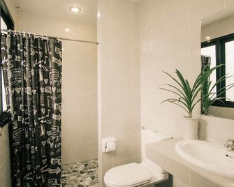 Kohabitat Samui - Ko Samui - Bathroom