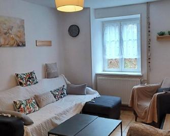 Large House Sleeps 24 In The Middle Of The Meadows - Le Bonhomme