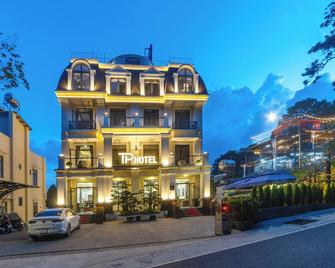 Tp Dalat Hotel - Dalat - Building