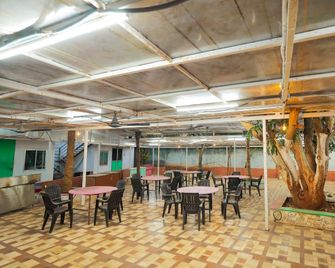 La Pavi Resort - Villupuram - Restaurant